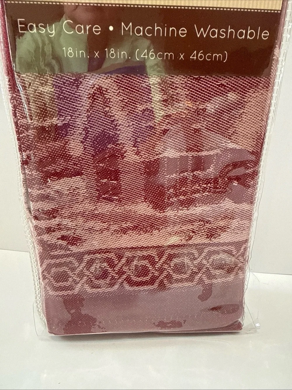 Christmas Story Set of 4 Napkins - Red winter scene with snow